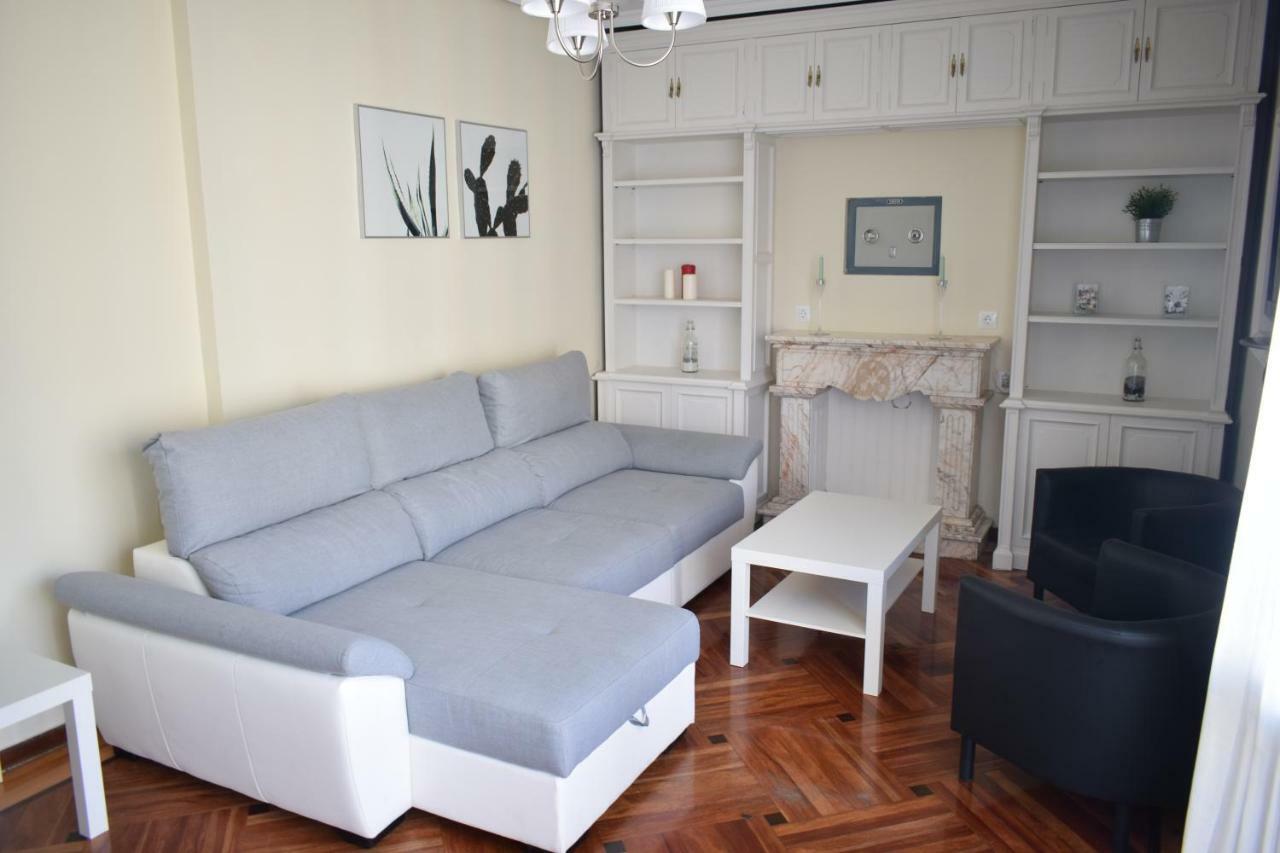 バリャドリドEspacios Blanco Santiago - Con Parking.アパートメント エクステリア 写真